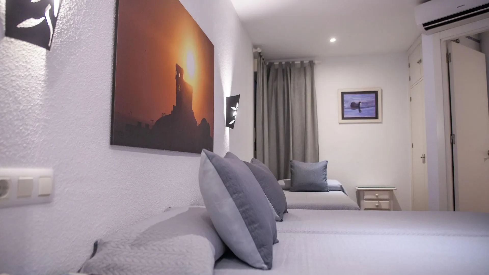 Margaritas 21 Rooms Tarifa 0*,  Spain
