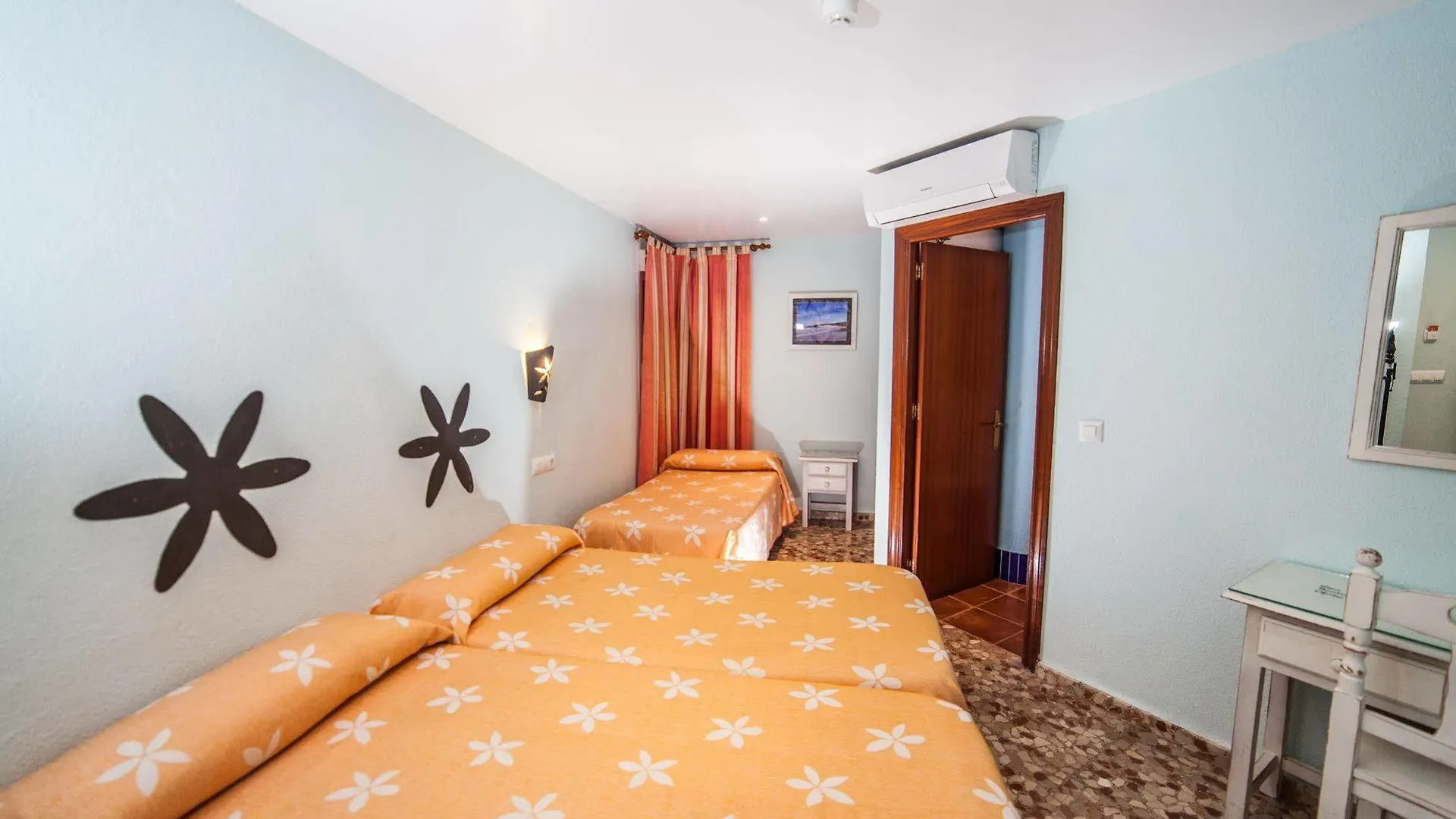 Guest house Margaritas 21 Rooms Tarifa Spain