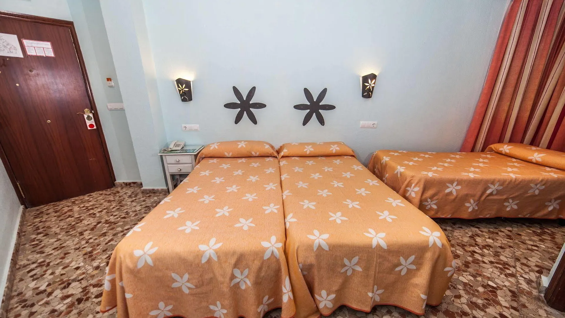 Margaritas 21 Rooms Tarifa 0*,  Spain
