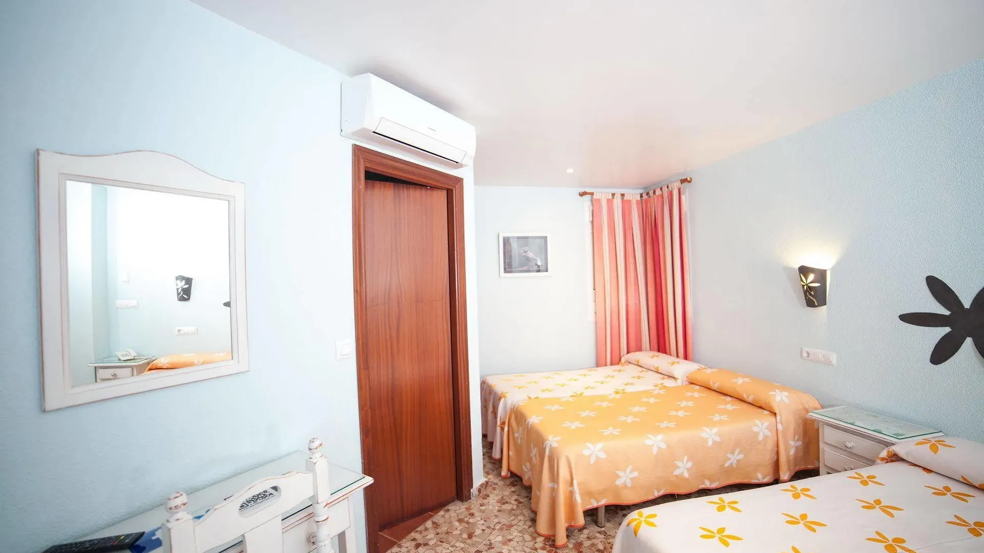 Margaritas 21 Rooms طريفة بيت ضيافة
